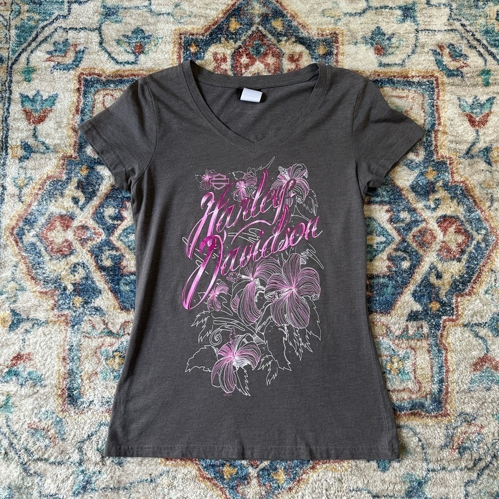 Harley Davidson Floral V-Neck T-shirt Medium